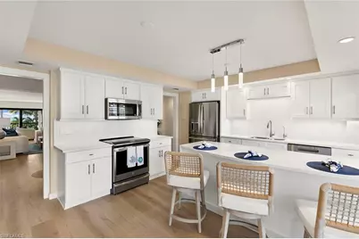 2171 Gulf Shore Blvd N #104, Naples, FL 34102 - Photo 12