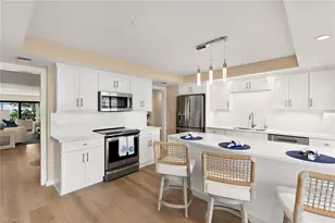 2171 Gulf Shore Blvd N, Naples, FL 34102 - Photo 12