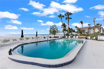 2171 Gulf Shore Blvd N #104, Naples, FL 34102 - Photo 34