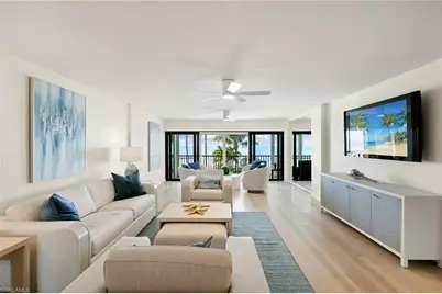 2171 Gulf Shore Blvd N #104, Naples, FL 34102 - Photo 2