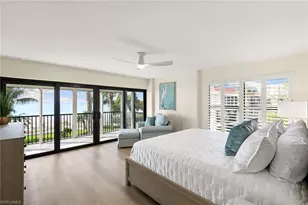 2171 Gulf Shore Blvd N, Naples, FL 34102 - Photo 16