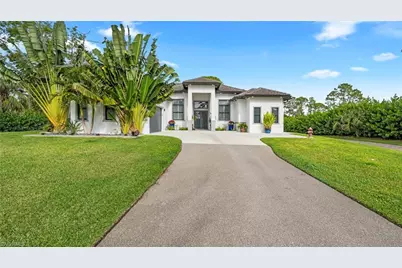 1161 22nd Ave NE, Naples, FL 34120 - Photo 4