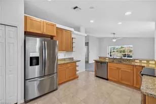 7611 Cameron Cir, Fort Myers, FL 33912 - Photo 6