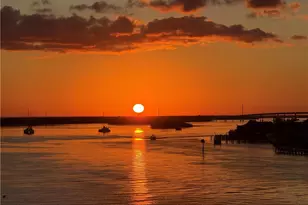 60 Pelican St W, Naples, FL 34113 - Photo 32