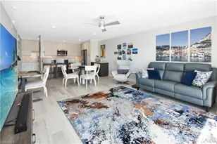 60 Pelican St W, Naples, FL 34113 - Photo 4