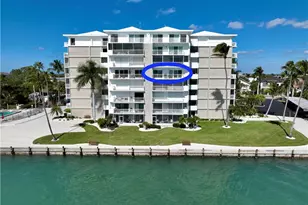 60 Pelican St W, Naples, FL 34113 - Photo 2