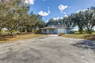 2420 41st Ave NE, Naples, FL 34120 - Photo 2