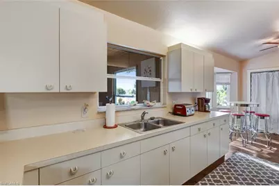 2420 41st Ave NE, Naples, FL 34120 - Photo 14