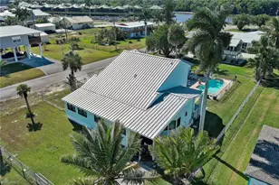 407 Copeland Ave N, Everglades City, FL 34139 - Photo 4