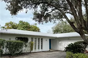 347 Burning Tree, Naples, FL 34105 - Photo 2