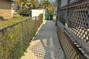 281 Benson St E, Naples, FL 34113 - Photo 8