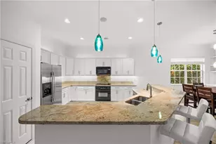 15818 Delaplata Ln, Naples, FL 34110 - Photo 10