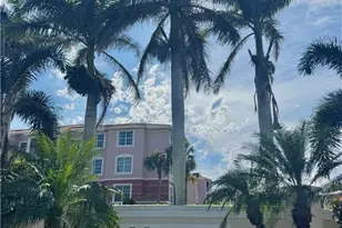 15901 Royal Pointe Ln, Fort Myers, FL 33908 - Photo 16