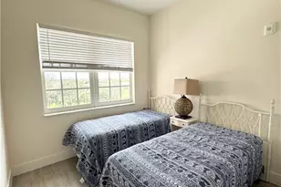 15901 Royal Pointe Ln, Fort Myers, FL 33908 - Photo 12