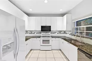 3258 Tamara Dr, Naples, FL 34109 - Photo 10