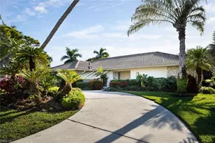 748 Willowhead Dr, Naples, FL 34103 - Photo 28