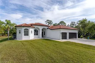 510 13th St NW, Naples, FL 34120 - Photo 4