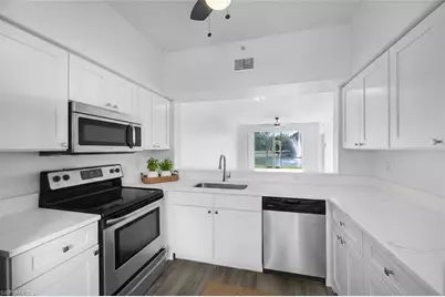 3250 Cypress Glen Way #402, Naples, FL 34109 - Photo 2