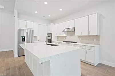 8787 Oceana Way, Naples, FL 34114 - Photo 4