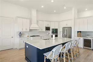 11420 Canal Grande Dr, Fort Myers, FL 33913 - Photo 12