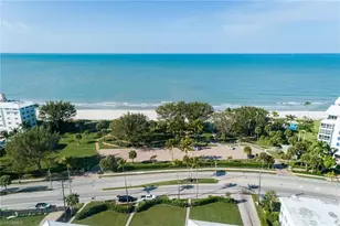 700 Bow Line Dr, Naples, FL 34103 - Photo 12