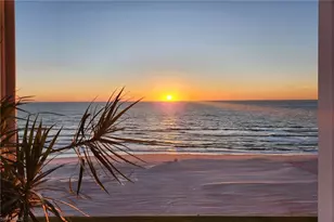 3951 Gulf Shore Blvd N, Naples, FL 34103 - Photo 32