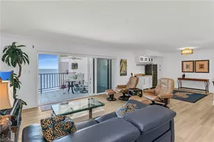3951 Gulf Shore Blvd N, Naples, FL 34103 - Photo 8