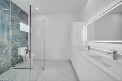 2318 NW 30th Ter, Cape Coral, FL 33993 - Photo 20