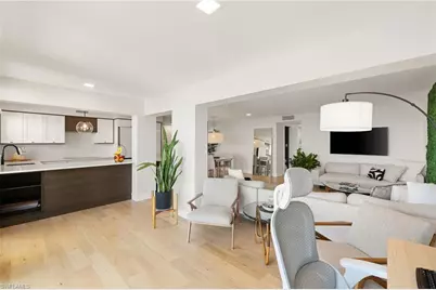 3500 Gulf Shore Blvd N #406, Naples, FL 34103 - Photo 8