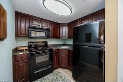 780 10th Ave S #24, Naples, FL 34102 - Photo 8