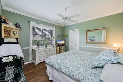 11745 Longshore Way E, Naples, FL 34119 - Photo 10