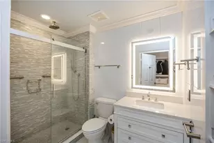 401 Bayfront Pl, Naples, FL 34102 - Photo 8