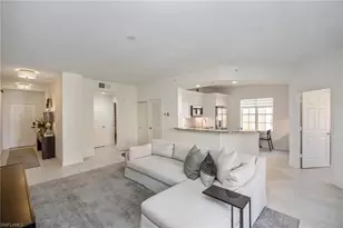 401 Bayfront Pl, Naples, FL 34102 - Photo 2