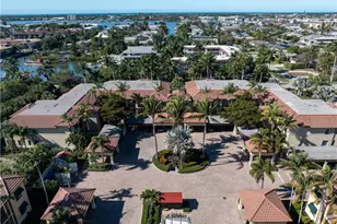 1045 Sandpiper St, Naples, FL 34102 - Photo 1