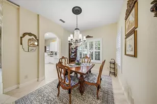 809 Vistana Cir, Naples, FL 34119 - Photo 10