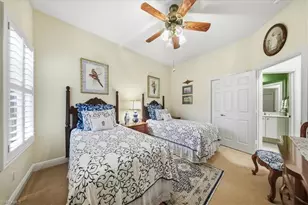 809 Vistana Cir, Naples, FL 34119 - Photo 24