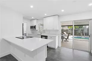 2564 Poinciana St, Naples, FL 34105 - Photo 14