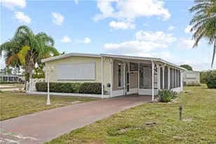 17 Saint Raphael Dr, Naples, FL 34112 - Photo 2