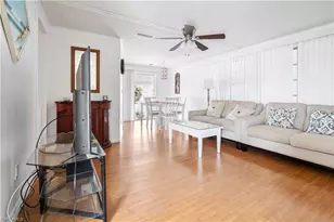 17 Saint Raphael Dr, Naples, FL 34112 - Photo 8