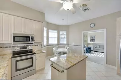 689 Vintage Reserve Cir #15D, Naples, FL 34119 - Photo 12