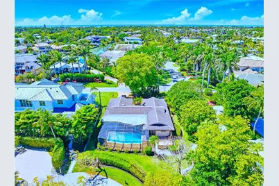 2125 Marina Dr, Naples, FL 34102 - Photo 34