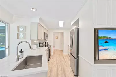 2125 Marina Dr, Naples, FL 34102 - Photo 14