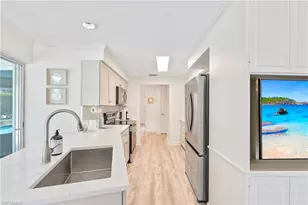 2125 Marina Dr, Naples, FL 34102 - Photo 14