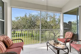 285 Cays Dr, Naples, FL 34114 - Photo 10