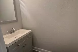 7614 Bristol Cir, Naples, FL 34120 - Photo 22