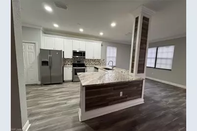 7614 Bristol Cir, Naples, FL 34120 - Photo 8