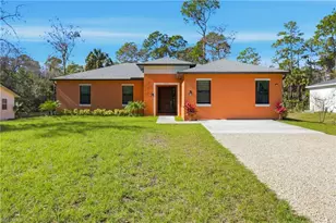 2167 Della Dr, Naples, FL 34117 - Photo 2