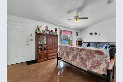 5469 27th Pl SW, Naples, FL 34116 - Photo 4