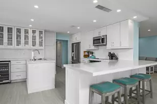 4051 Gulf Shore Blvd N, Naples, FL 34103 - Photo 4