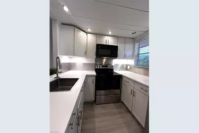 100 Forest Lakes Blvd #307, Naples, FL 34105 - Photo 2